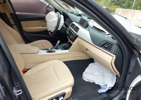 2018 BMW 320I xDrive из США, поврежденный, VIN WBA8A3C57JA505342